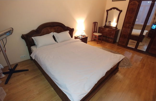 Kyiv Apartments - Photo 20