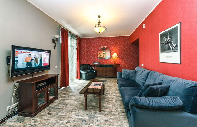 Kyiv Apartments - Photo 3