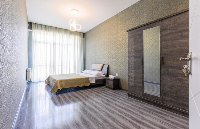 Apartment on Saakadze Square - Photo 2