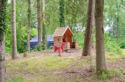 Foto 27 - Beautiful Chalet in the Woods With a Shared Pool