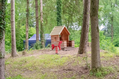 Foto 29 - Beautiful Chalet in the Woods With a Shared Pool