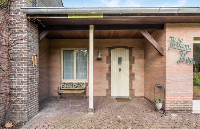 Merksplas Villa With Terrace - Photo 3