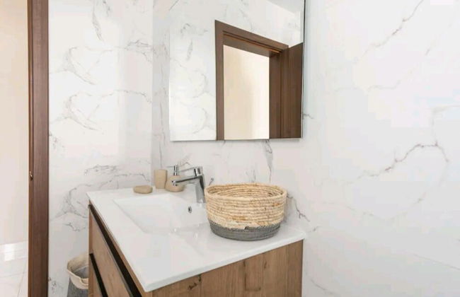 Stylish 3bed Penthouse Close to the Blue Grotto - Photo 11