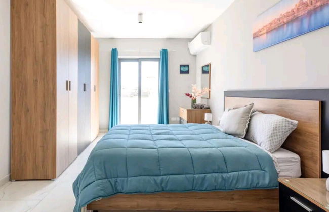 Stylish 3bed Penthouse Close to the Blue Grotto - Photo 3