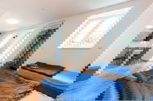 Foto 4 - Apartment With Terrace in an Ideal Location