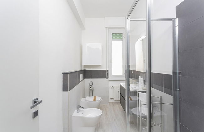 Contemporary Apartment in Sturla by Wonderful Italy - Photo 14
