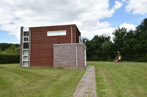 Photo 15 - Cosy Holiday Home in Zeewolde With Shared Pool