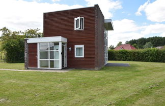 Foto 1 - Cosy Holiday Home in Zeewolde With Shared Pool