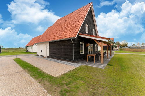 Photo 33 - Holiday Home Near Beach Gorishoek With Sauna and Bubble Bath