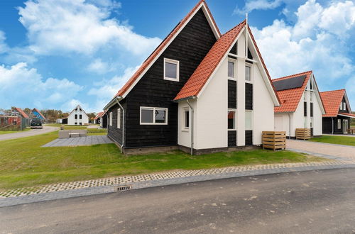 Photo 1 - Holiday Home Near Beach Gorishoek With Sauna and Bubble Bath