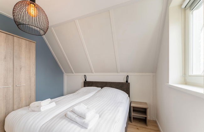 Beach Bliss Romantic Retreat - Photo 15