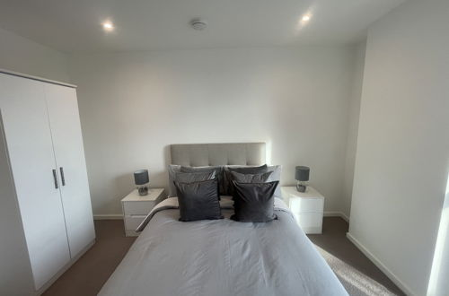 Photo 10 - Immaculate 2bed Apartment in London - City Views