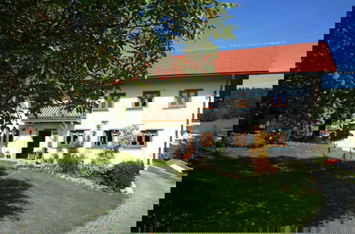 Foto 26 - Former Farmhouse With Garden