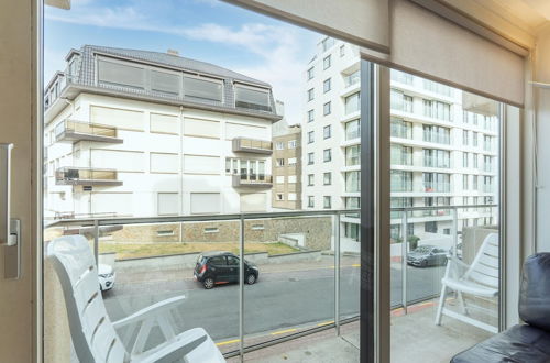 Photo 14 - Pleasant Apartment in Knokke With Balcony