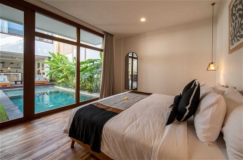 Foto 2 - 4BR Luxury Modern Contemporary Villa in Canggu