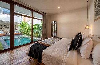 Photo 2 - 4BR Luxury Modern Contemporary Villa in Canggu