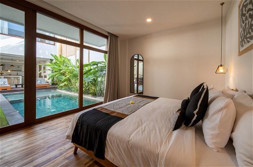 Photo 15 - 4BR Luxury Modern Contemporary Villa in Canggu