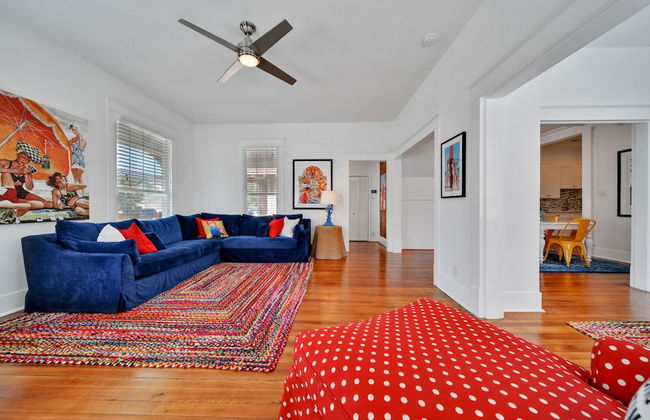 The Bikini Bungalow - Photo 15