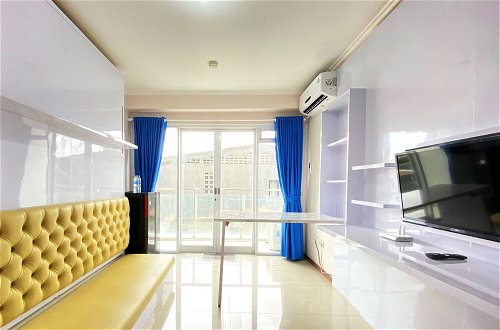 Photo 13 - Best Location Studio Room At Gateway Pasteur Apartment
