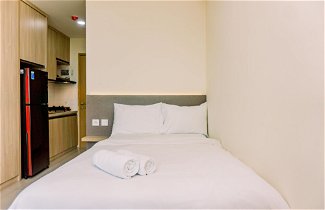 Photo 2 - Homey And Cozy Living Studio Apartment At B Residence