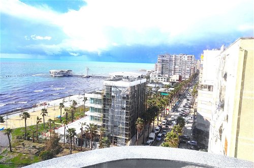 Foto 15 - Seafront Apartment in Durres