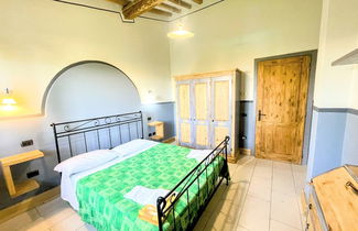 Photo 3 - Apt 6 - Enjoy a Relaxing Time in a Romantic Setting, 0.7 Kms/spoleto Centre