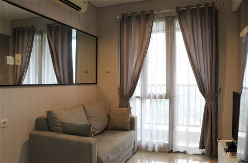 Foto 15 - Nice And Comfy 2Br Apartment At Royal Olive Residence