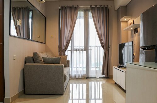Photo 14 - Nice And Comfy 2Br Apartment At Royal Olive Residence