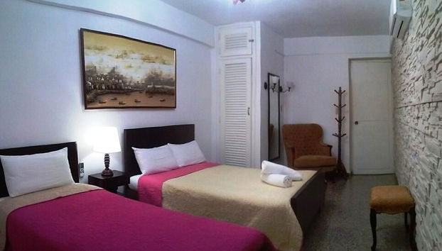 Apartment in Havana with garden and terrace - Photo 5