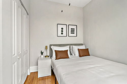 Photo 4 - Cool 2BR Wrigleyville close to Fun City