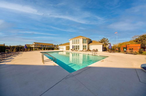 Photo 36 - Tranquil Condo With Pool Fitness Center Tennis