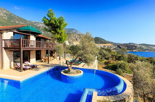 Photo 22 - Korsan Tas Bahce - Stylish 3 bed Villa sea Views