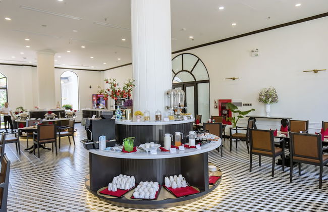 ROBIN HOTEL - Photo 31