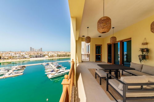 Foto 15 - Exclusive Apt w Seafront Views Over Palm Jumeirah