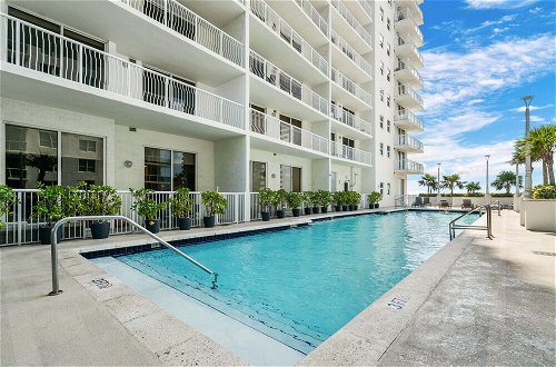 Photo 40 - Brickell Condo with Pool and Amazing view