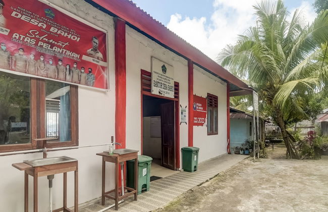 OYO Homes 91148 Homesstay Desa Wisata Bahoi Near Ekowisata Mangrove Desa Bahoi - Foto 1