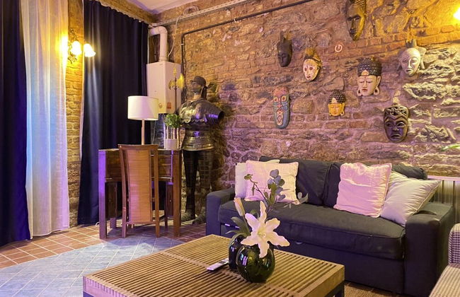 Centrally Located Historical Flat in Beyoglu - Foto 7