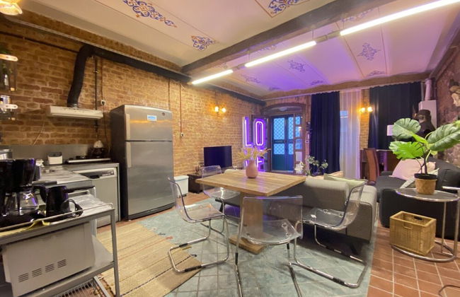 Centrally Located Historical Flat in Beyoglu - Foto 14