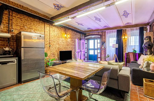 Photo 26 - Centrally Located Historical Flat in Beyoglu