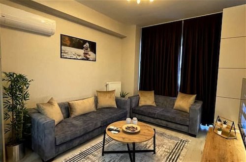 Foto 10 - Stylish 1-bedroom Apartment Near Mall of Istanbul