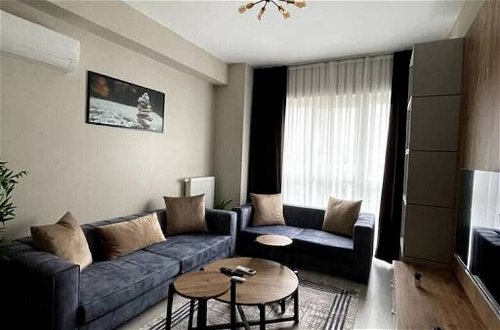 Photo 1 - Stylish 1-bedroom Apartment Near Mall of Istanbul