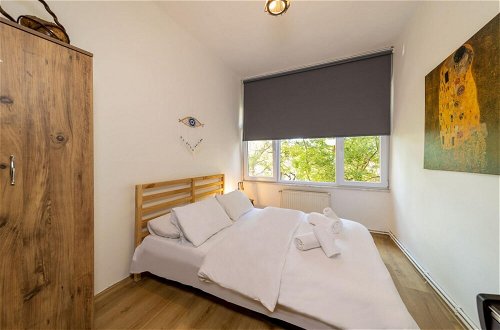 Photo 11 - Charming Flat With Refreshing View in Kadikoy