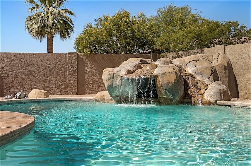 Photo 1 - Luxe Central Scottsdale 4 Bdrm w/ Backyard Oasis