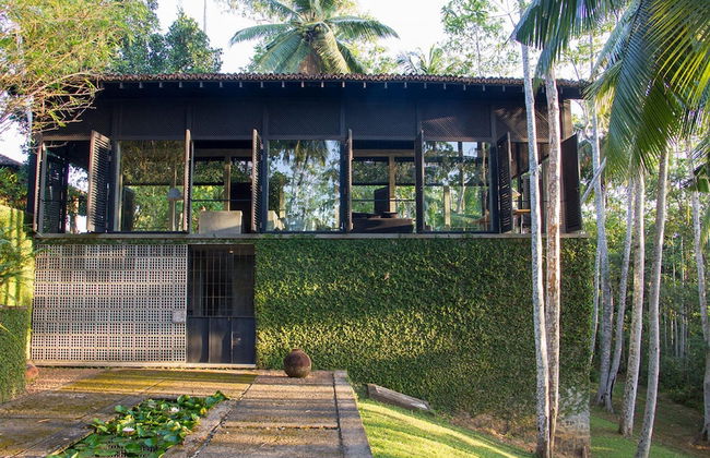 Historically Important Architecturally Stunning Hilltop Villa - Foto 20