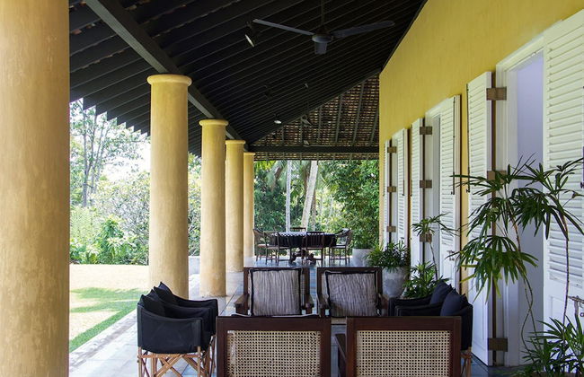 Historically Important Architecturally Stunning Hilltop Villa - Foto 17