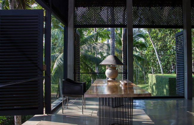 Historically Important Architecturally Stunning Hilltop Villa - Foto 24