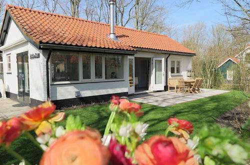 Foto 1 - Pleasant House Directly Behind the Dunes of the Netherlands' Largest Southern Beach