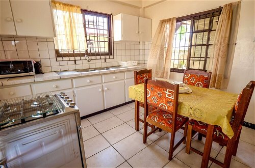 Photo 4 - Impeccable 2-bed Apartment in Paramaribo