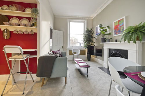 Photo 12 - Charming Apartment Close to Kings Road Chelsea by Underthedoormat
