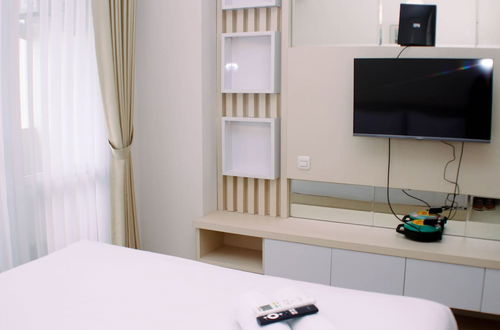 Photo 8 - Luxurious Studio At Vasanta Innopark Apartment